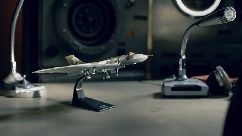 Atlas Vulcan Bomber - TV Advert